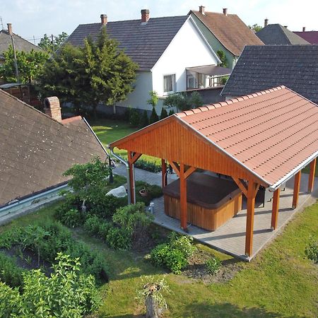 Füzesi Papa Vendégház Harta Exterior foto