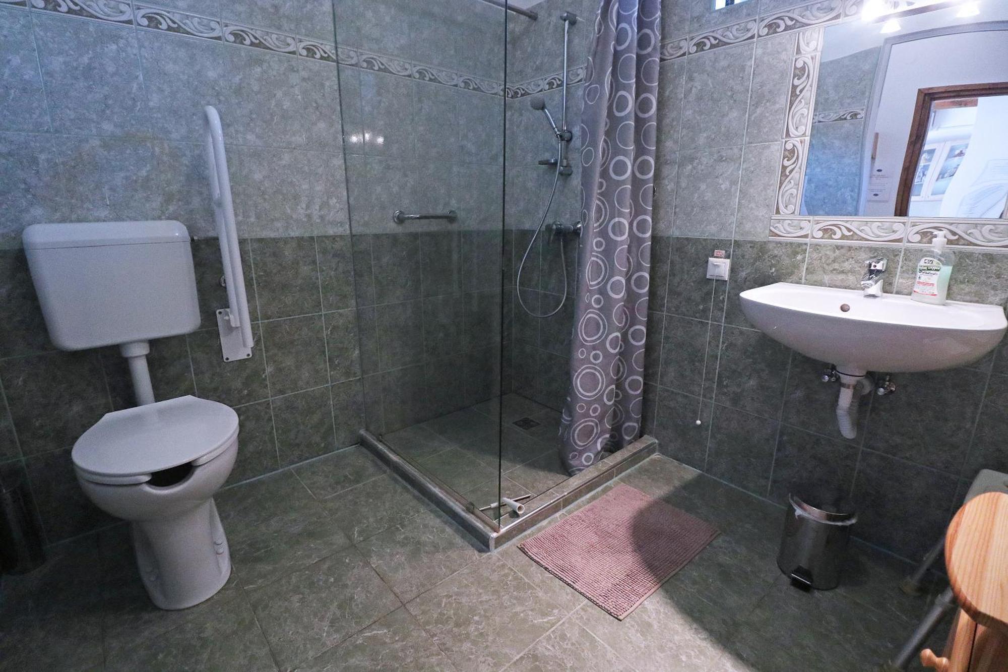 Füzesi Papa Vendégház Harta Exterior foto